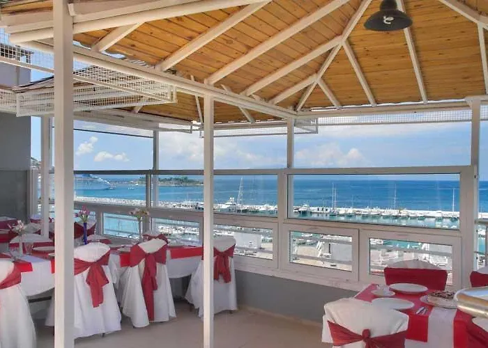 Ξενοδοχείο Grand Kurdoglu 4*