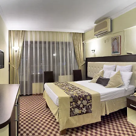 Grand Kurdoglu 4* Kusadası