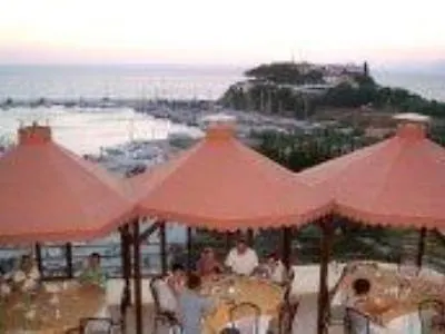 Grand Kurdoglu 4* Кушадасы