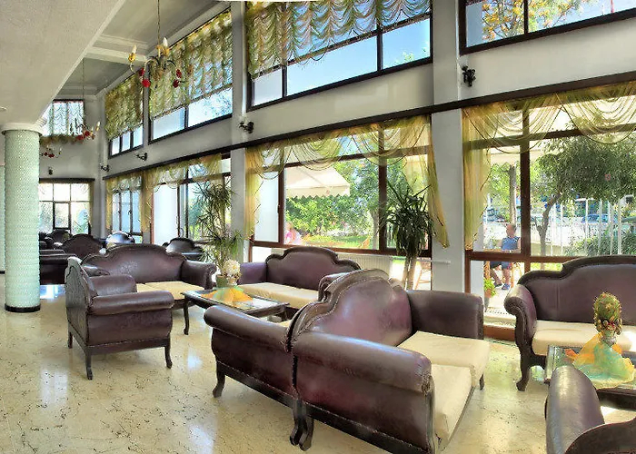 Grand Kurdoglu Kusadası