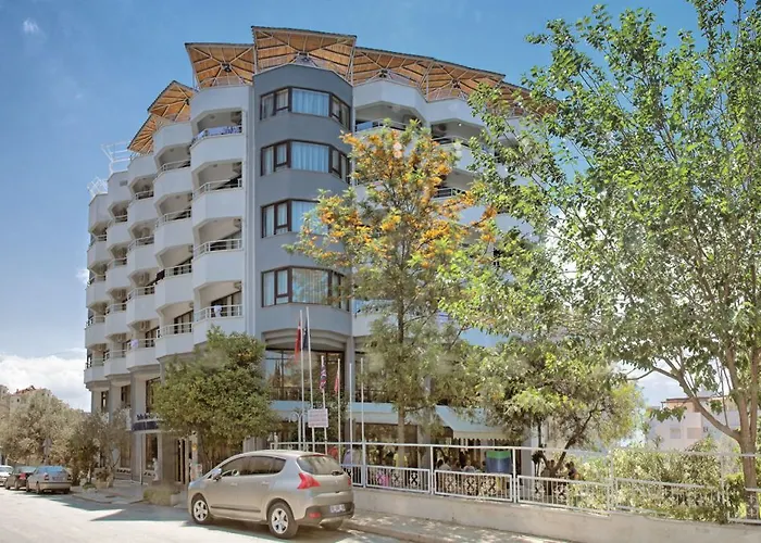 Grand Kurdoglu Kusadası